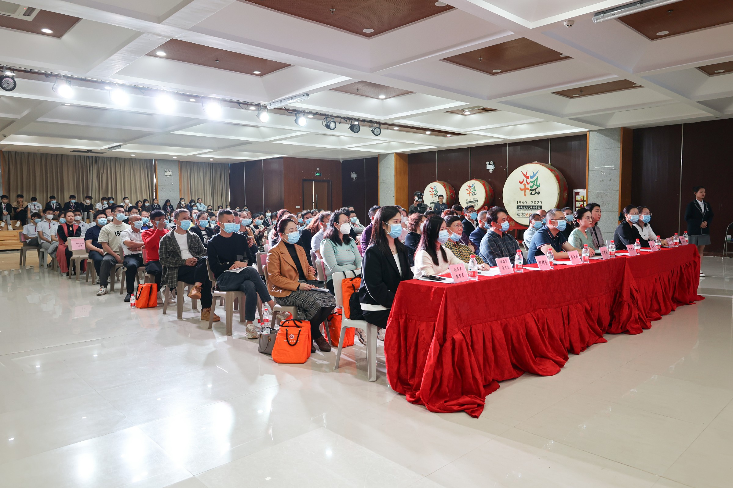 1678361129395245.jpg 1678361129395245.jpg