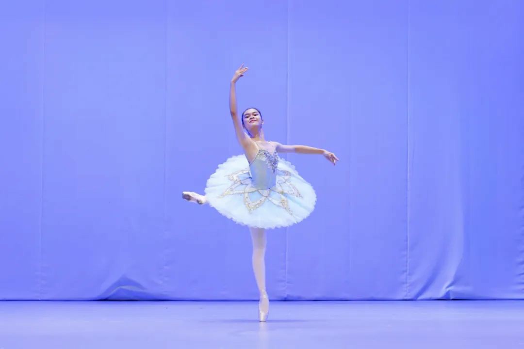 1672970398645376.jpg 1672970398645376.jpg